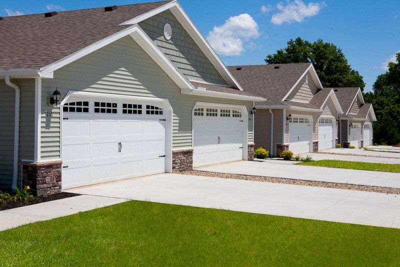 Redwood North Ridgeville Bagley Road Image 1