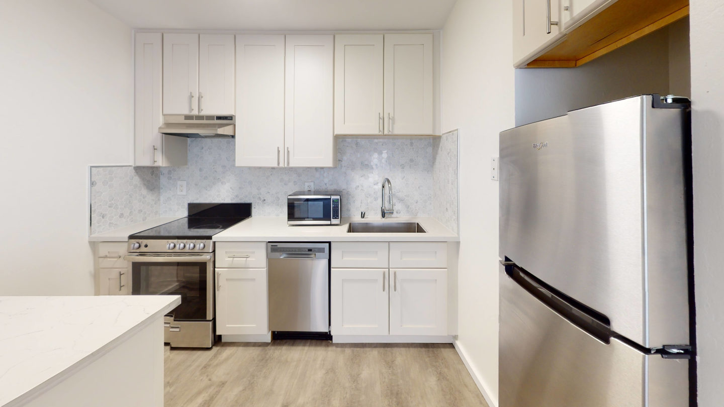 755 Green Street Image 19