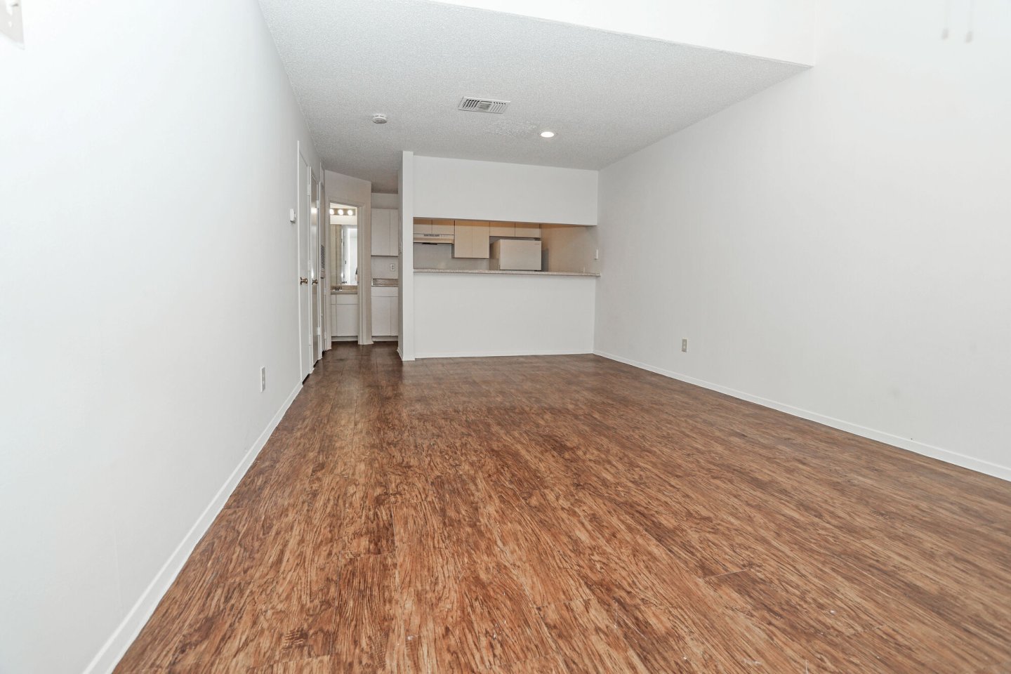 Thompson Place Apartments Image 4