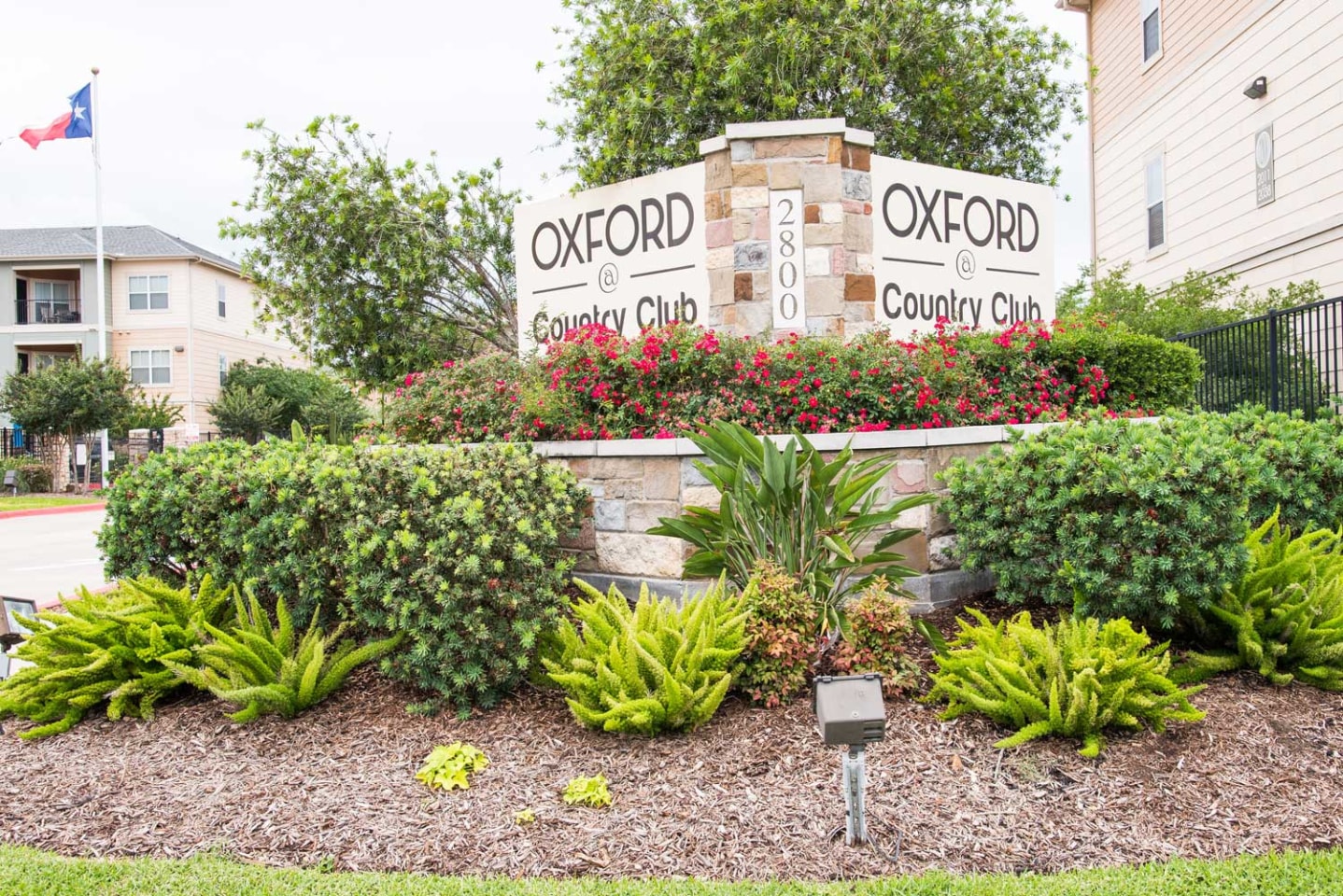 Oxford at Country Club Image 47