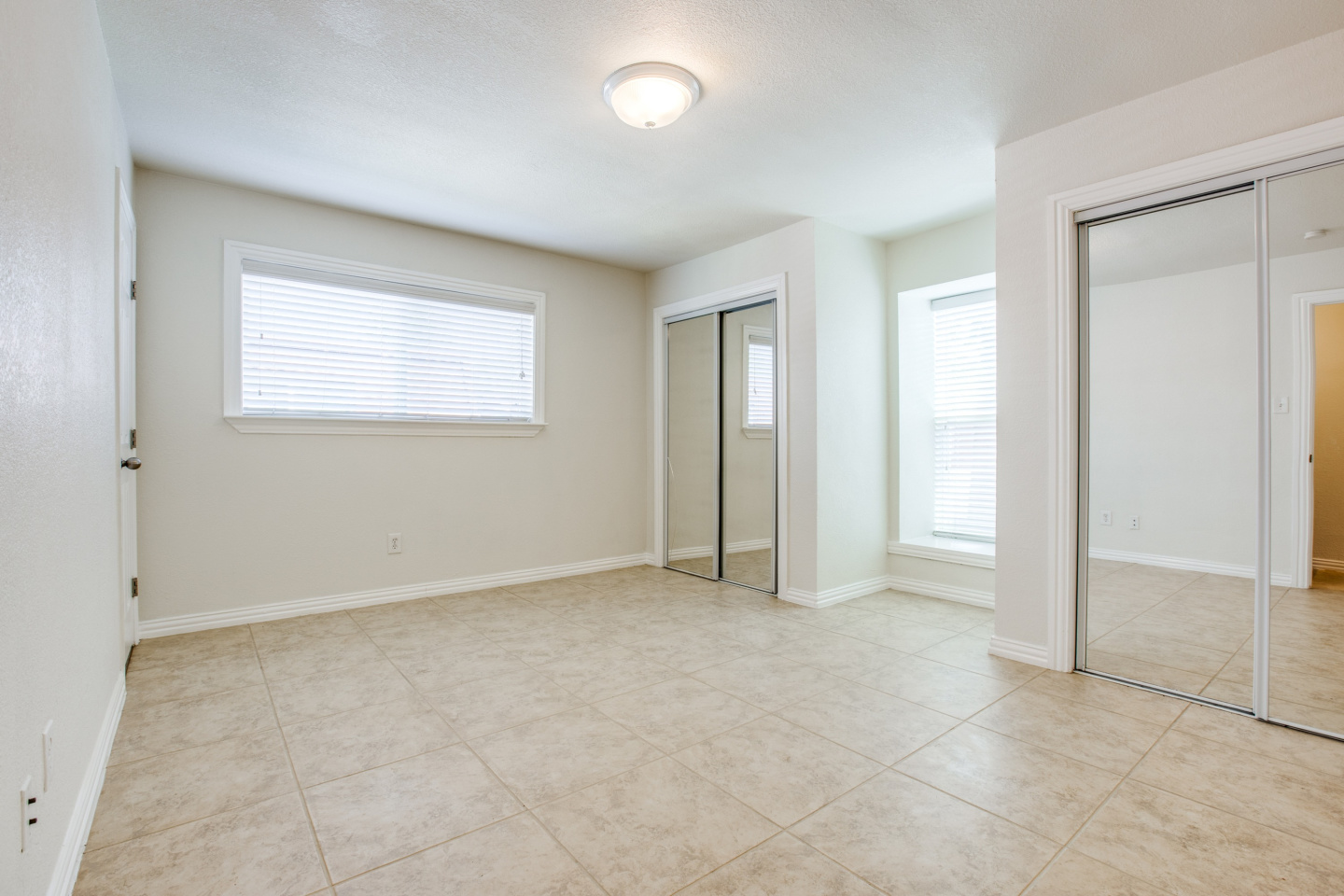 Tucasa Townhomes Image 2