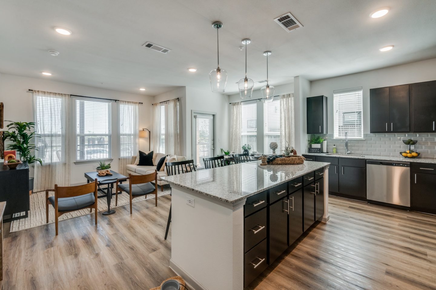 2201 Creekview Image 18