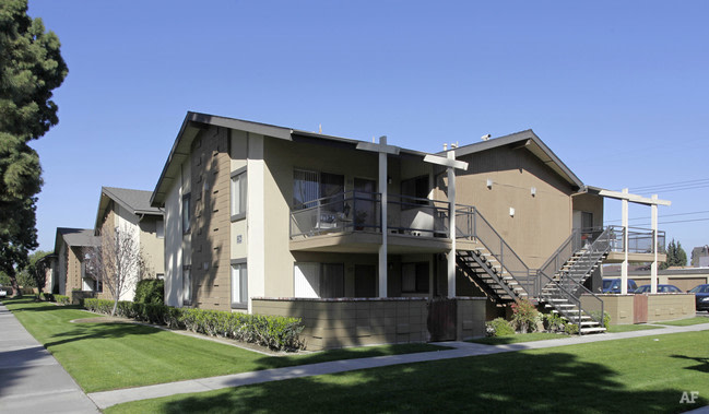 Greenbriar Woods Apartments Image 9