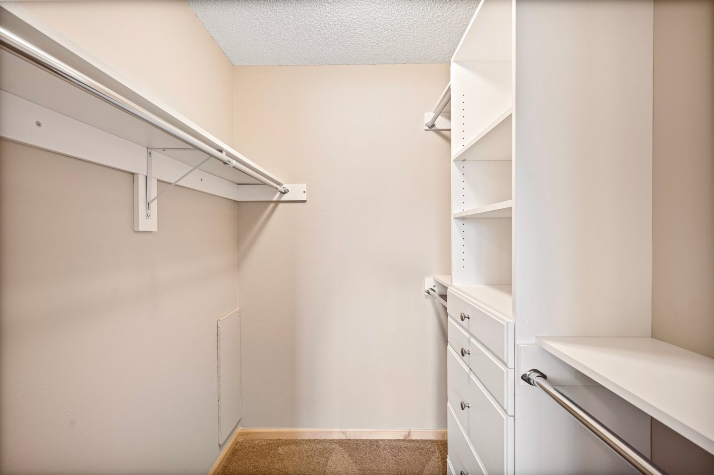 Parkwood Heights Image 19