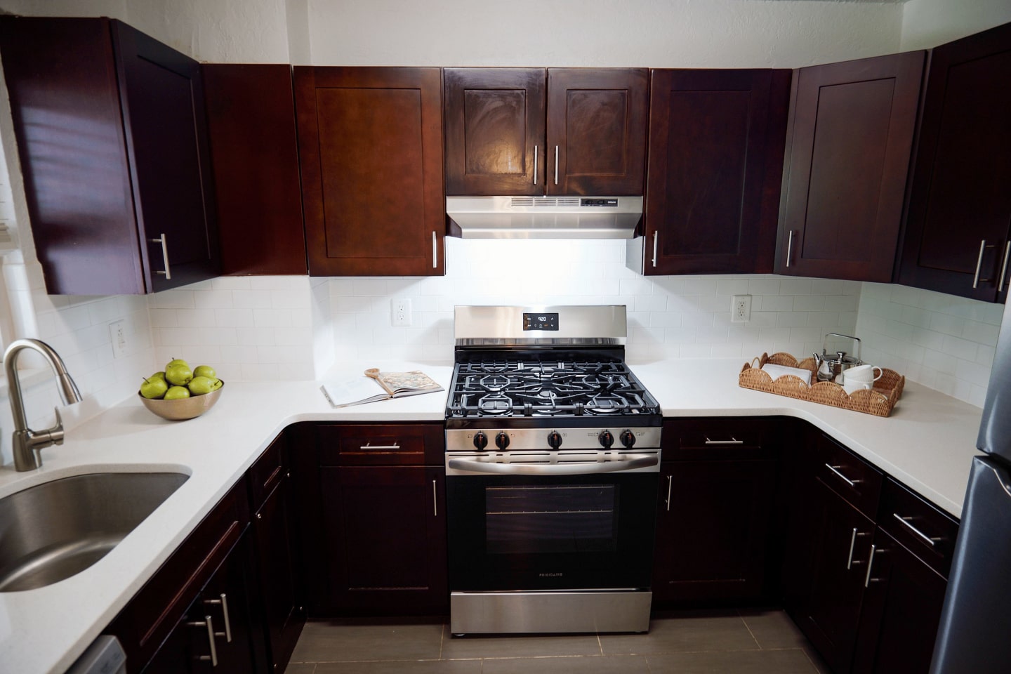 429 Apartments Image 8