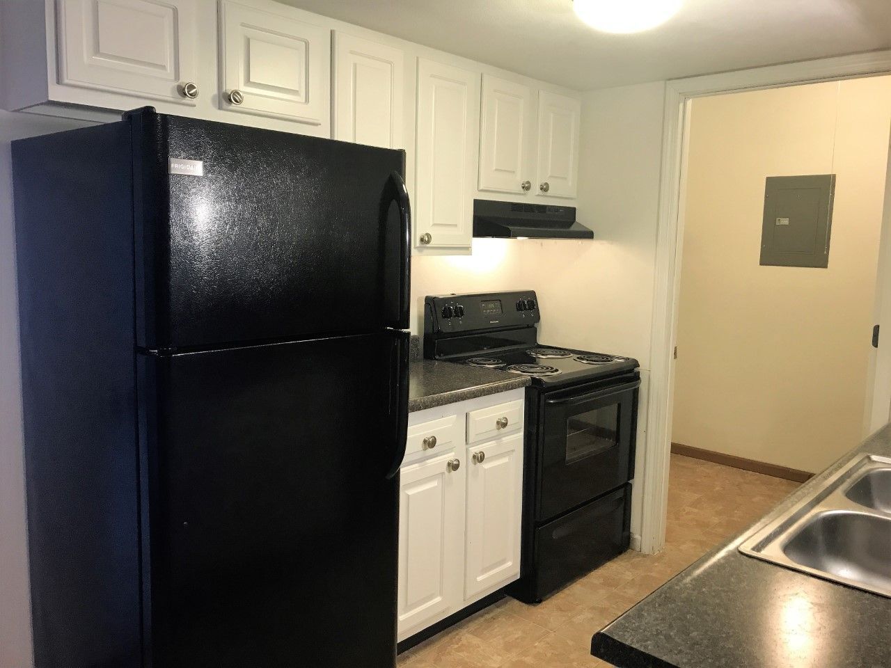Lake Christine Village Apartments Image 10