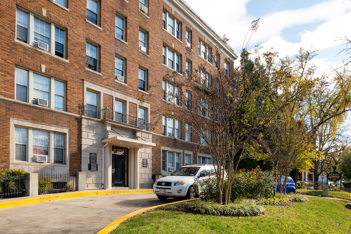 Pershing House Image 3
