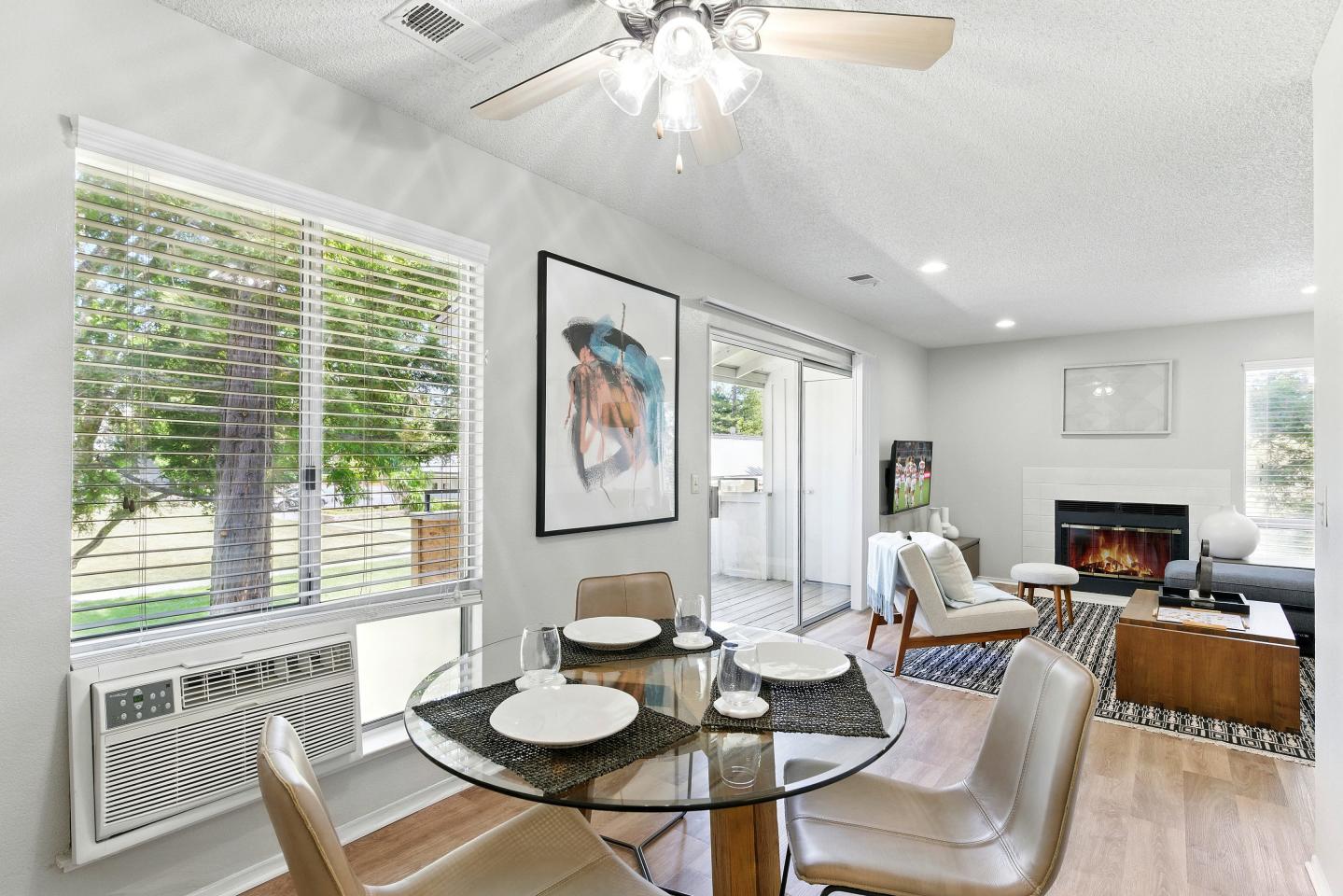 The Grove Luxury Apartments Image 32