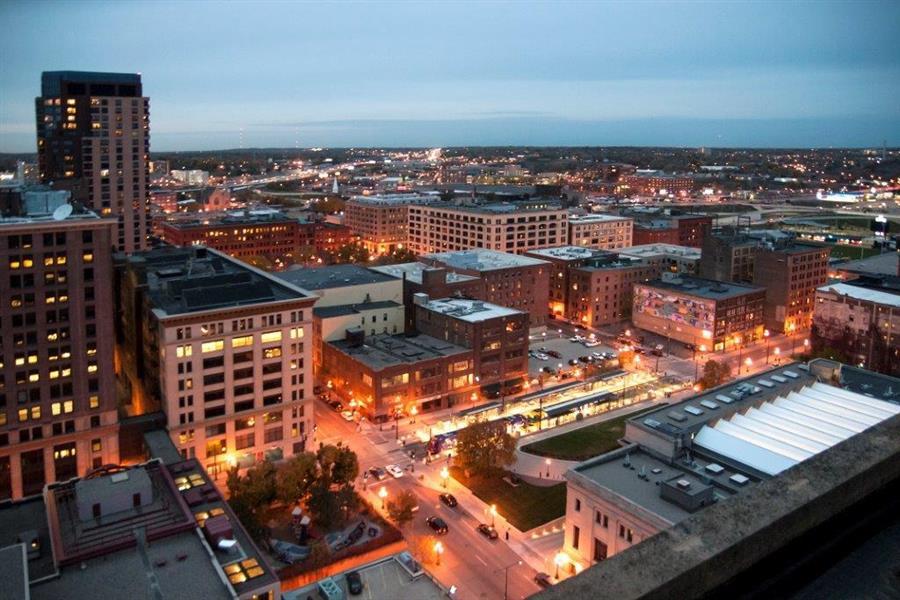 Custom House Image 79