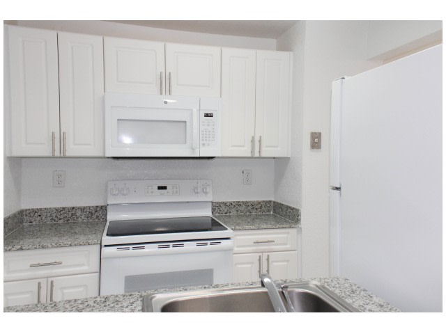 International Club Apartments Image 8