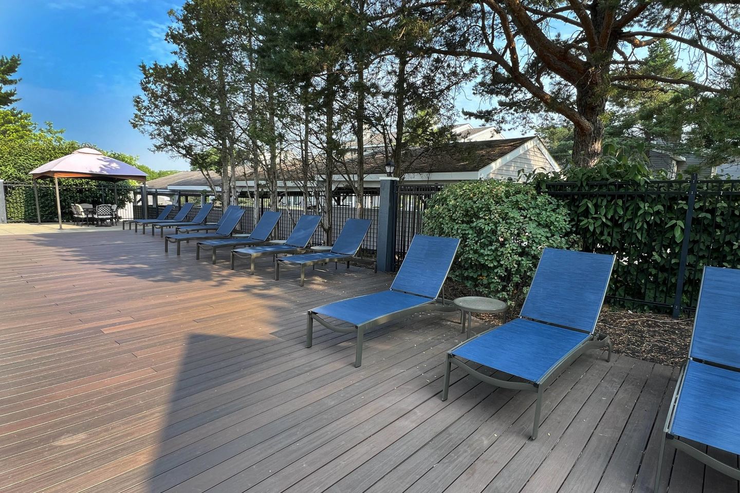 Deercross Apartments Image 12