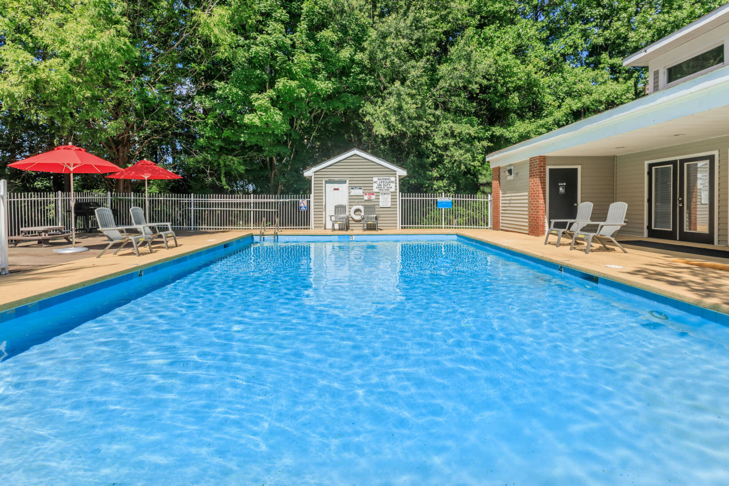 Pinetree Apartments Image 16