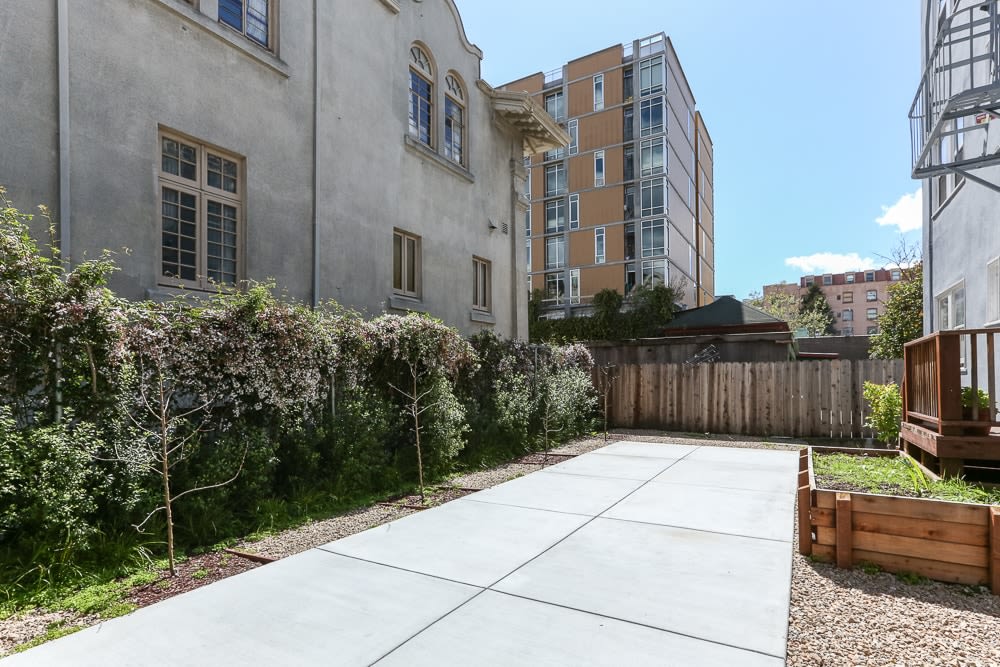 1428 Jackson Image 10