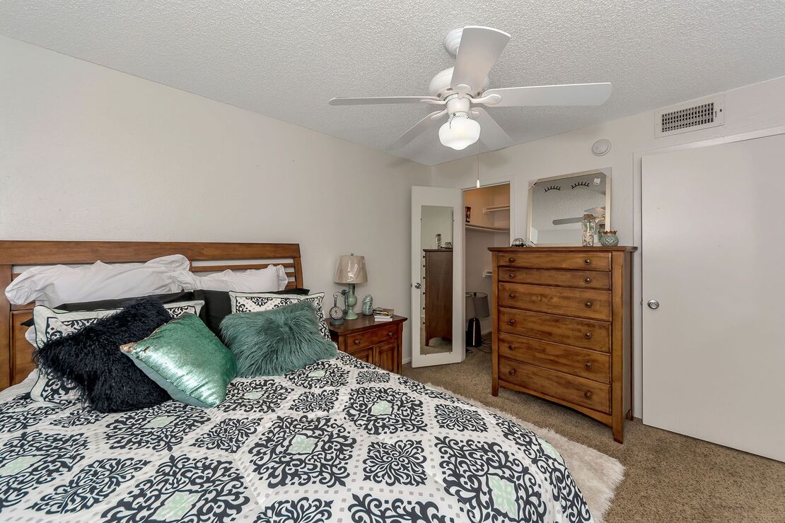 Centerpoint Apartments Image 8