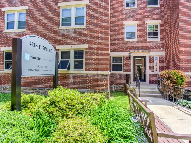 4415 Spruce St Image 2