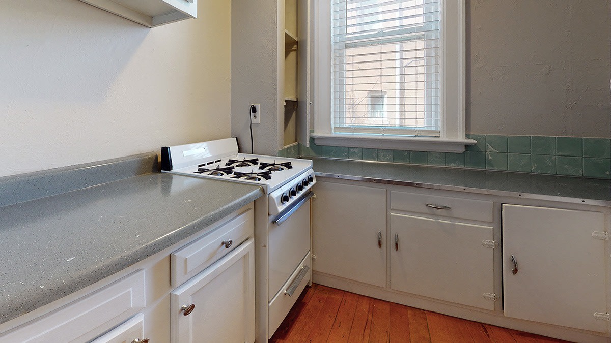 1360 Franklin Image 20