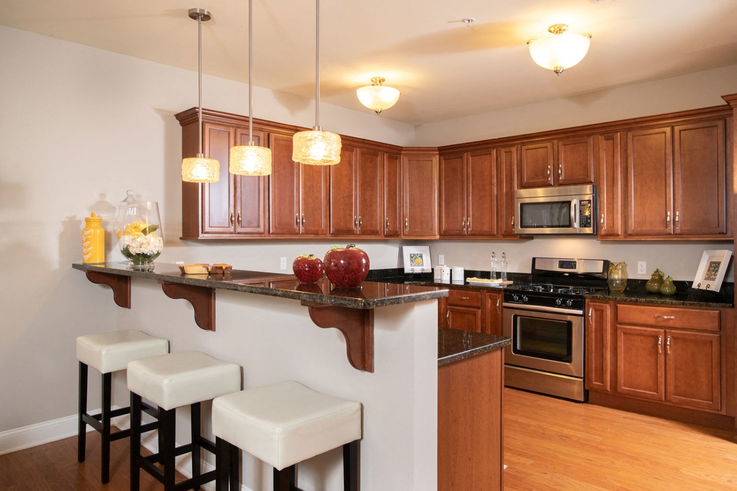 55+ Adult - Vineyard Commons Image 2