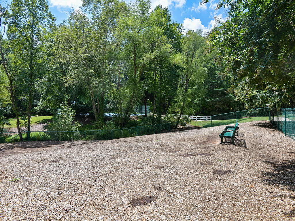 Avalon Peaks Apartments Image 16