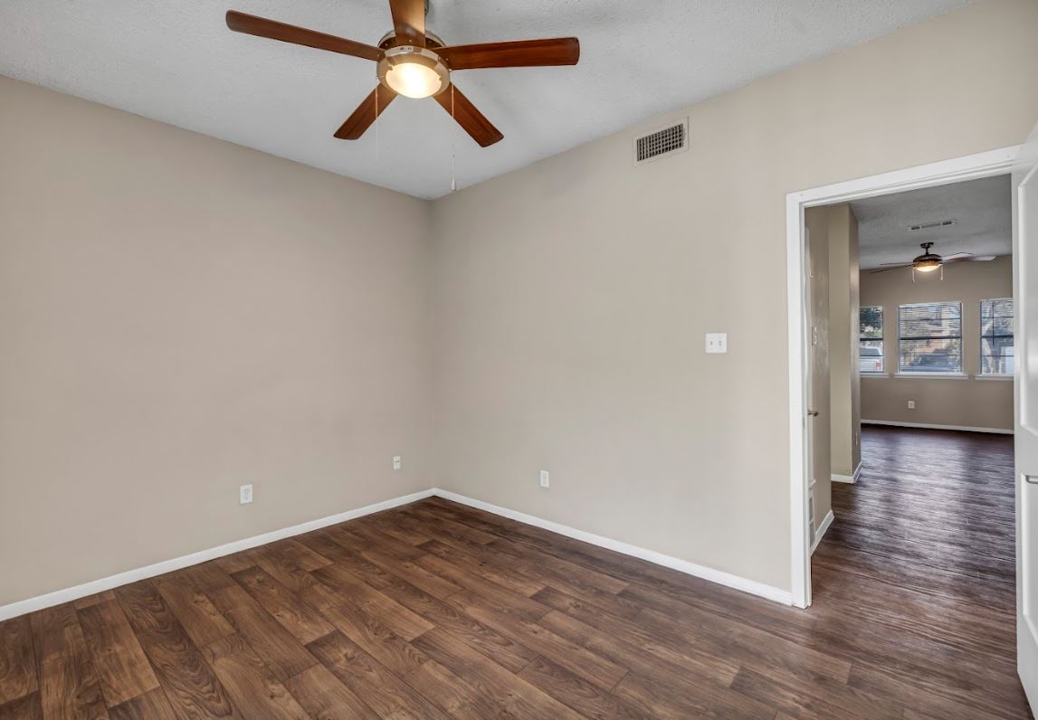 Enclave Image 13
