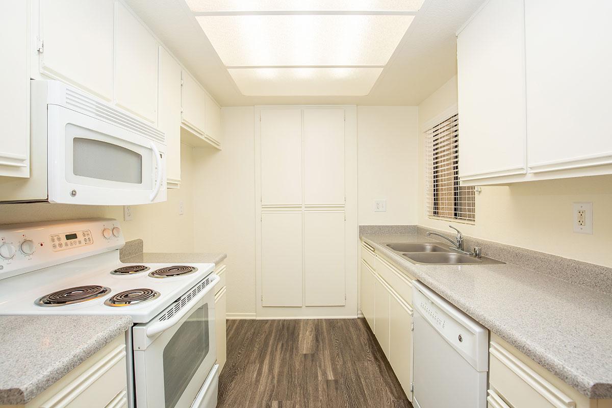 Westridge Apartment Homes Image 13