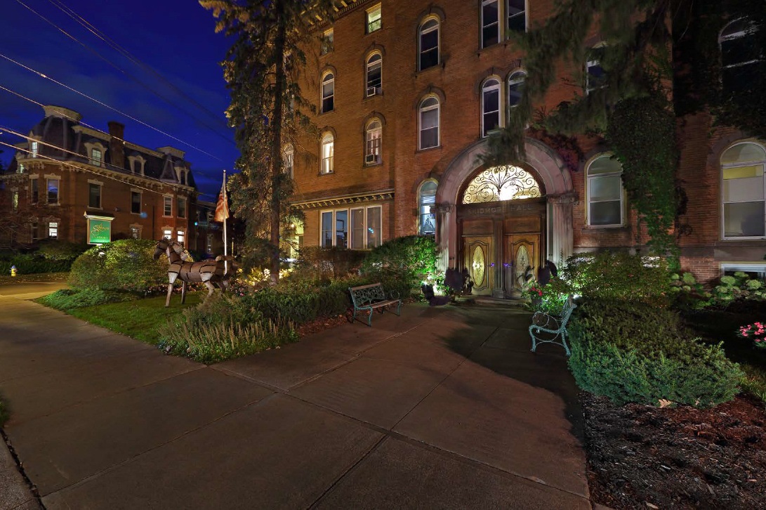Skidmore Apartments Image 11
