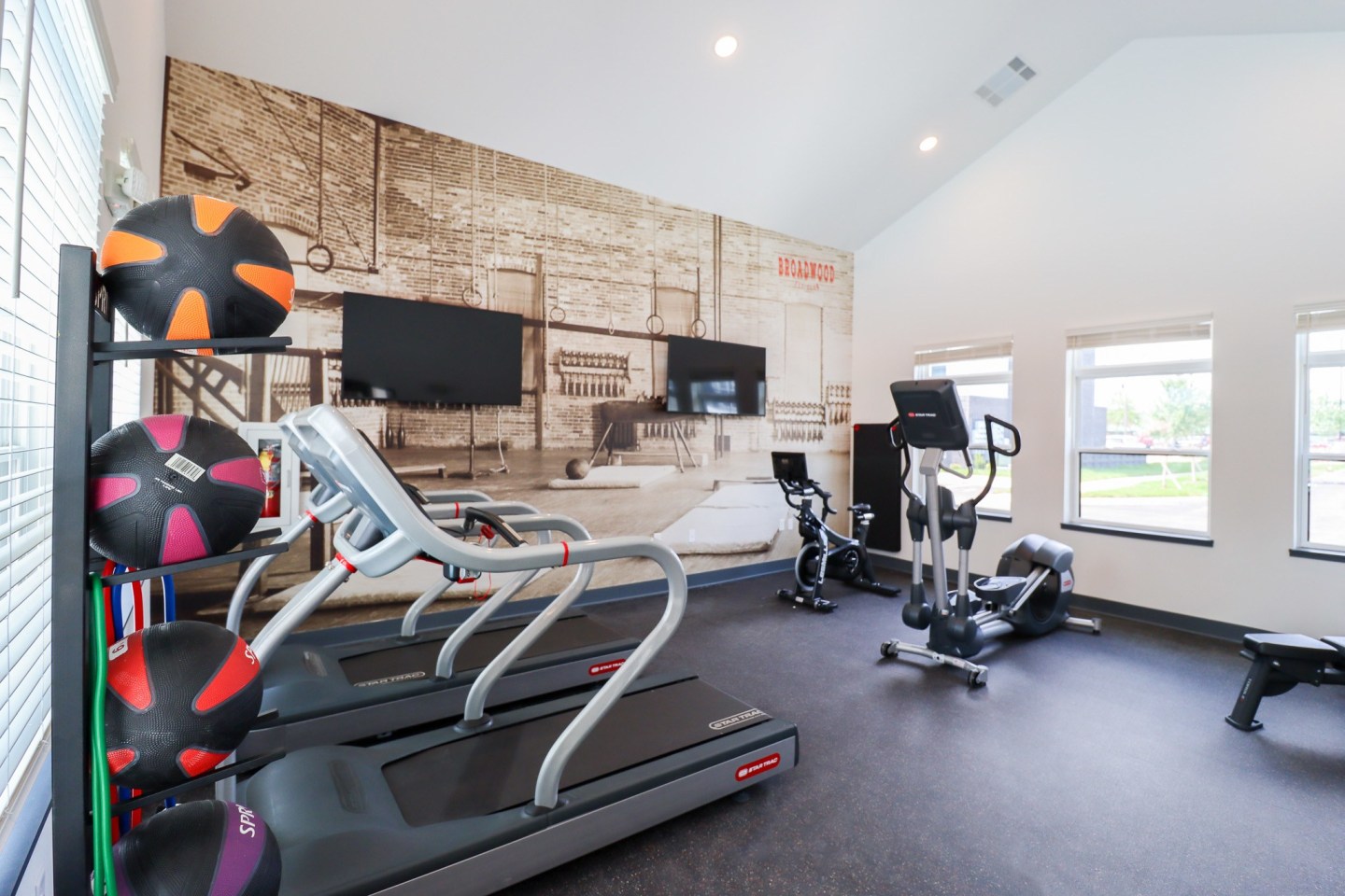 Broadwood Image 23