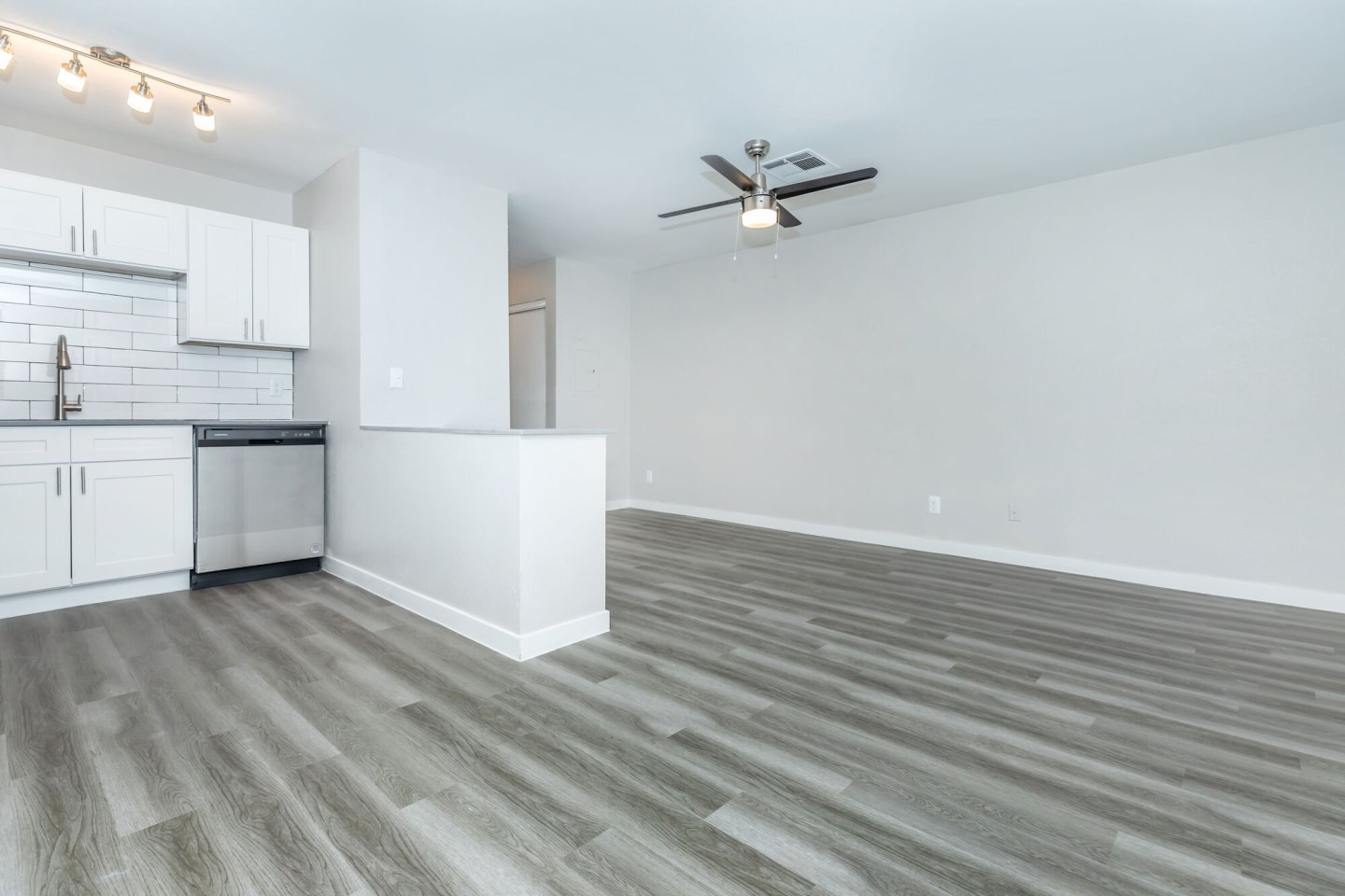 Tides on Palm Apartments Image 20