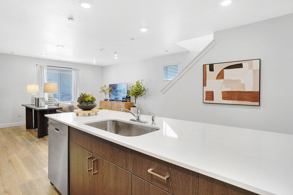 Little Valley Townhomes Image 12