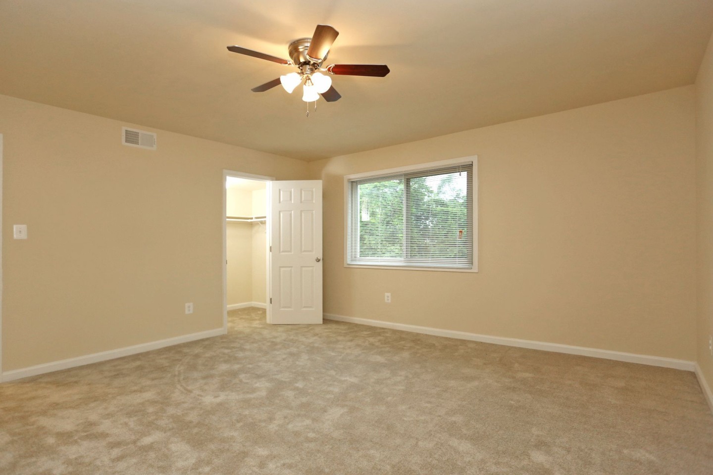 Fox Rest Image 15
