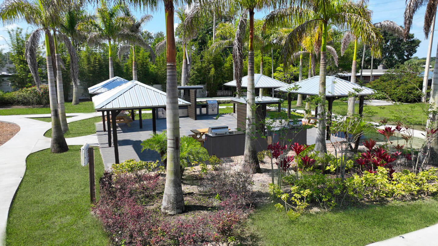 Woodlake Villas Image 7