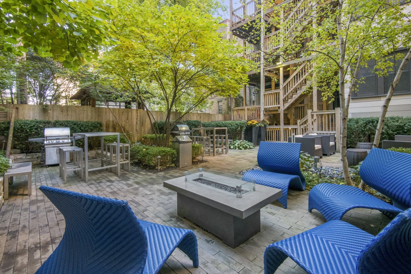429 West Melrose Image 12