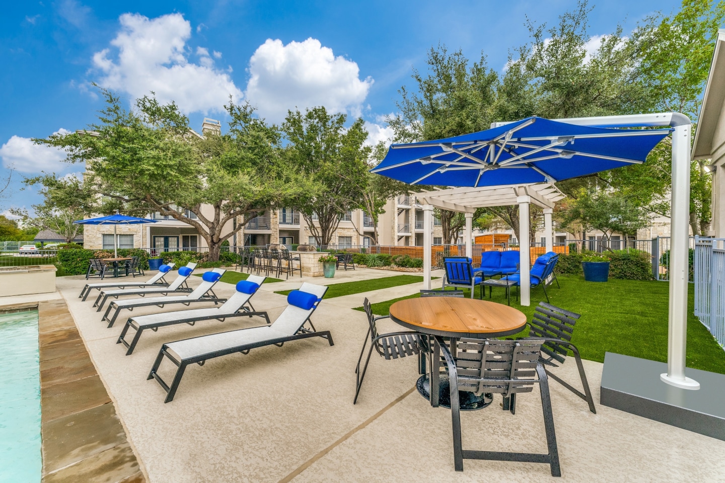 Parkside Crossing Apartments Image 6