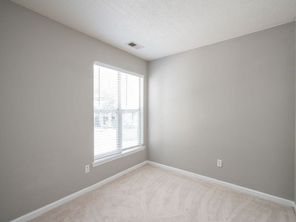 Willow Bend Apartments Image 10