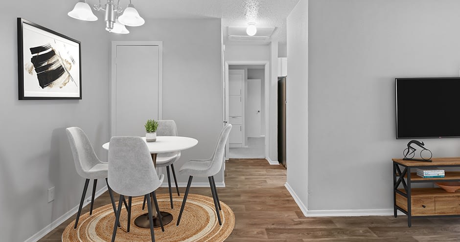 Hollytree Apartments Image 9