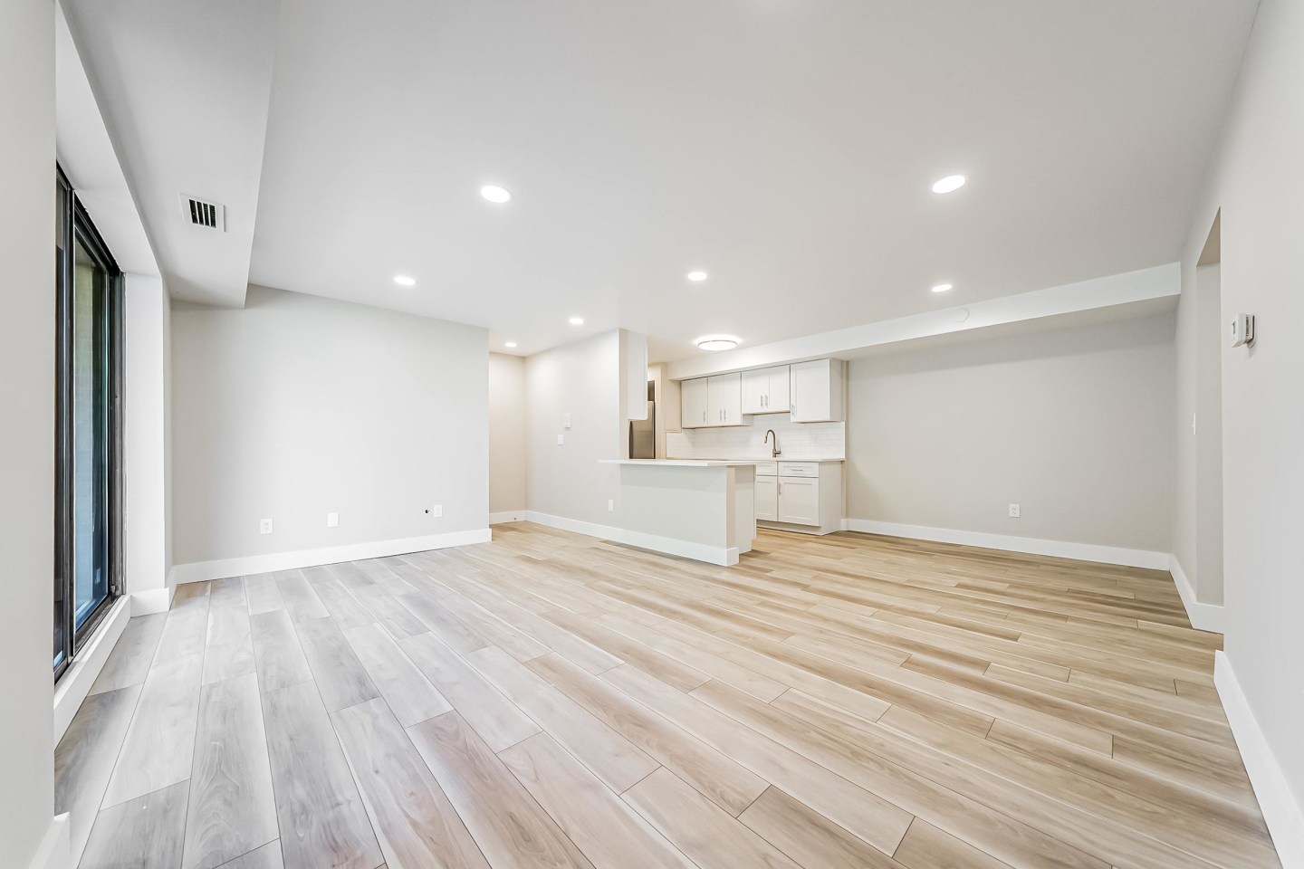 Trenton Place Apartments Image 23