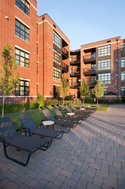 The Sheffield at Englewood South Image 16