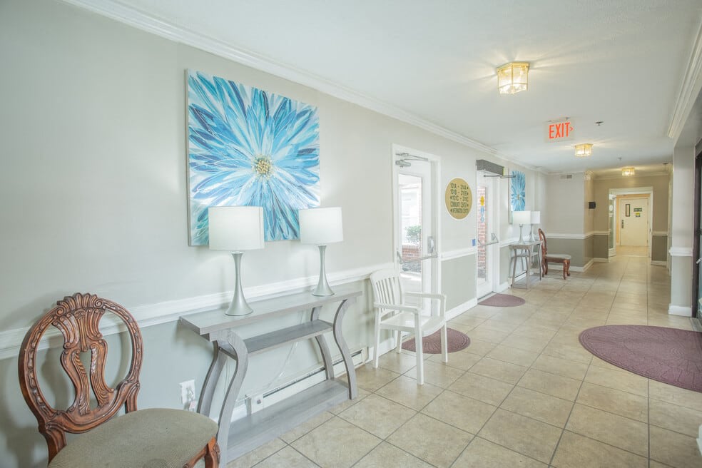 Lexington Commons - Senior Housing Image 39