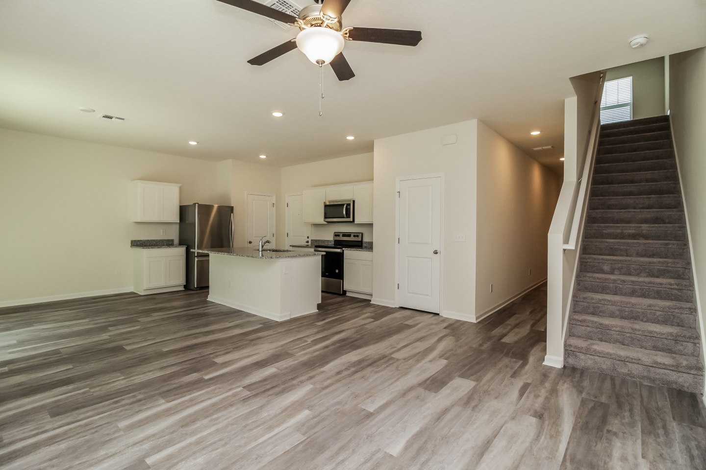 Lincoln Oaks Image 28