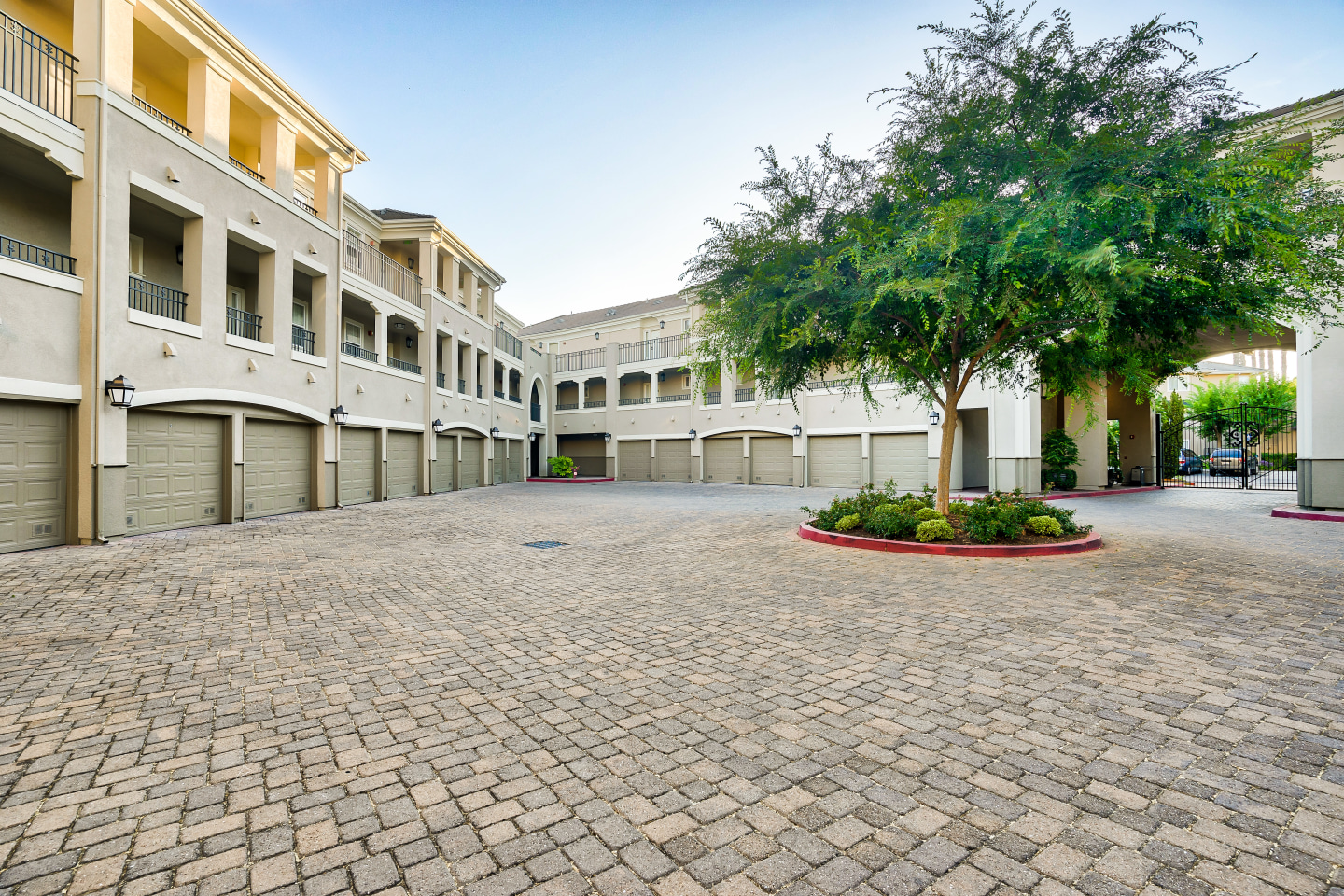 One Pearl Place Image 19