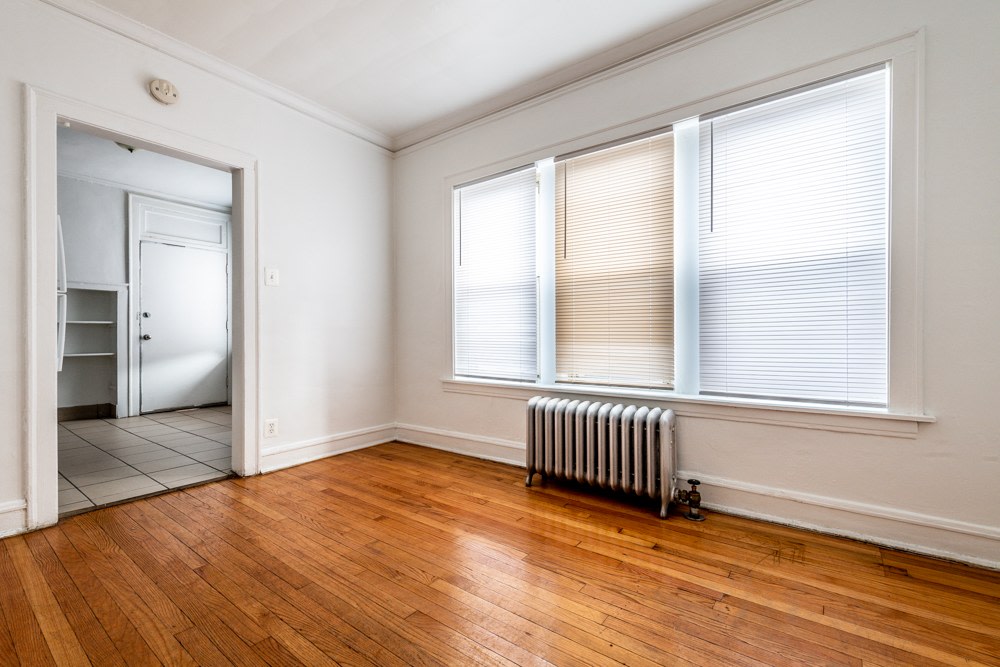 7924 S Vernon Image 6