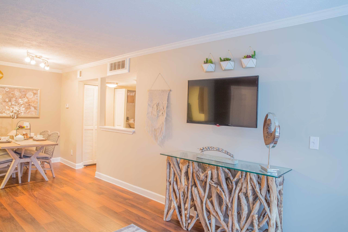 The Residences at Vining Mountain Image 5
