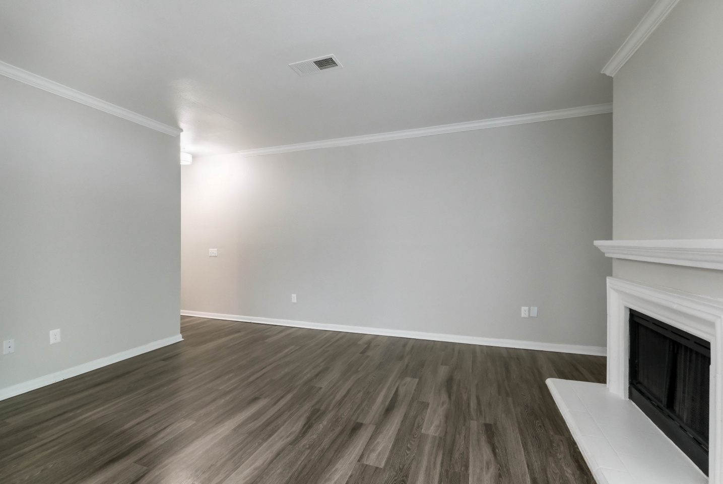 Castle Hills Townhomes Image 9