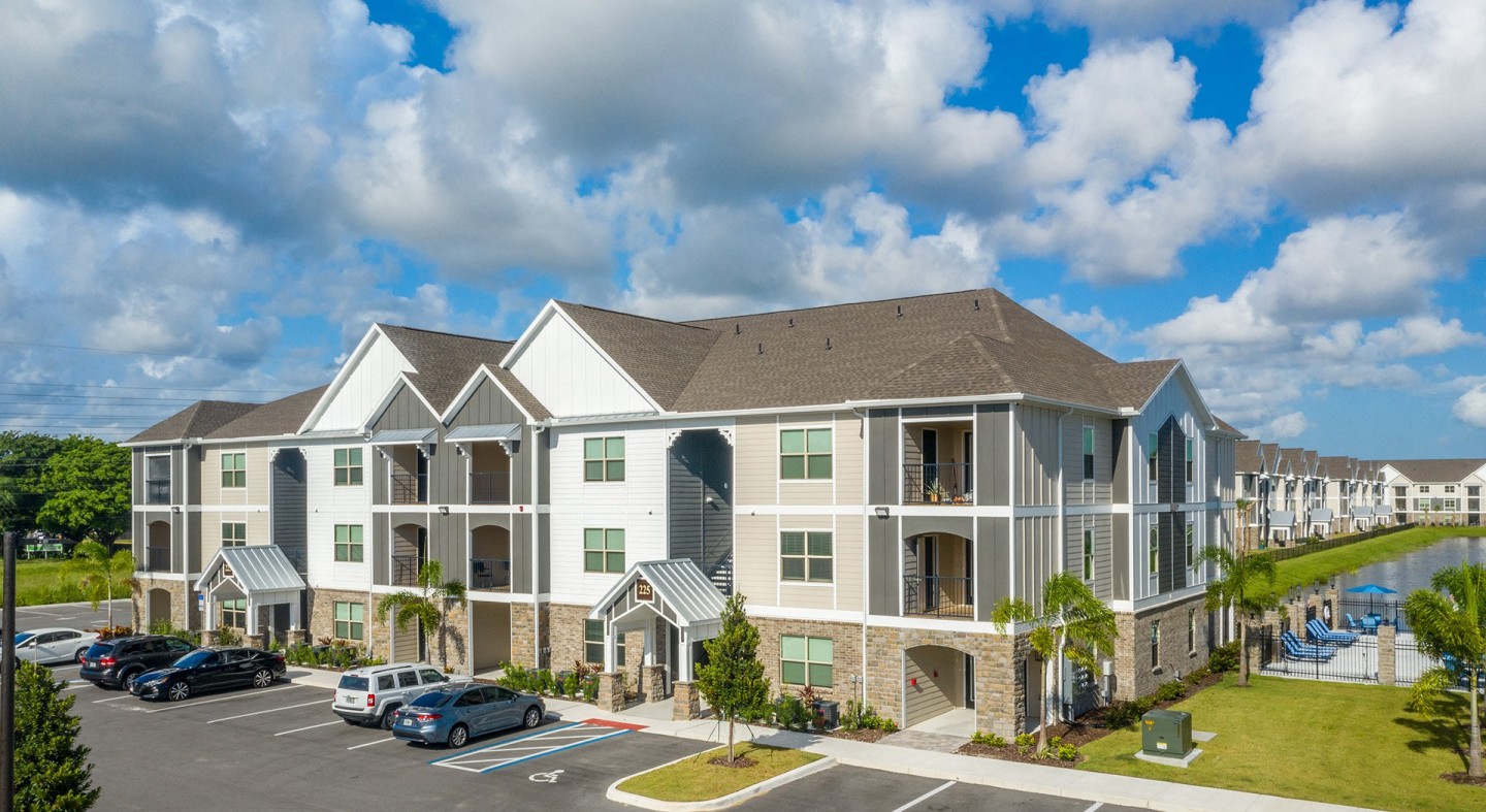 The Palm Bay Grand Apartments Image 1