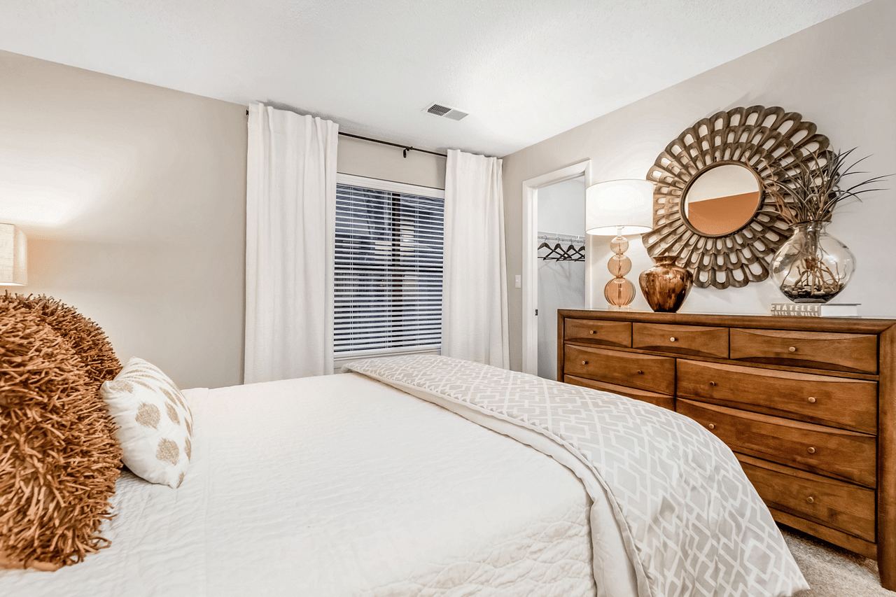 Affordable Housing - Paces Pointe Apartment Homes Image 80