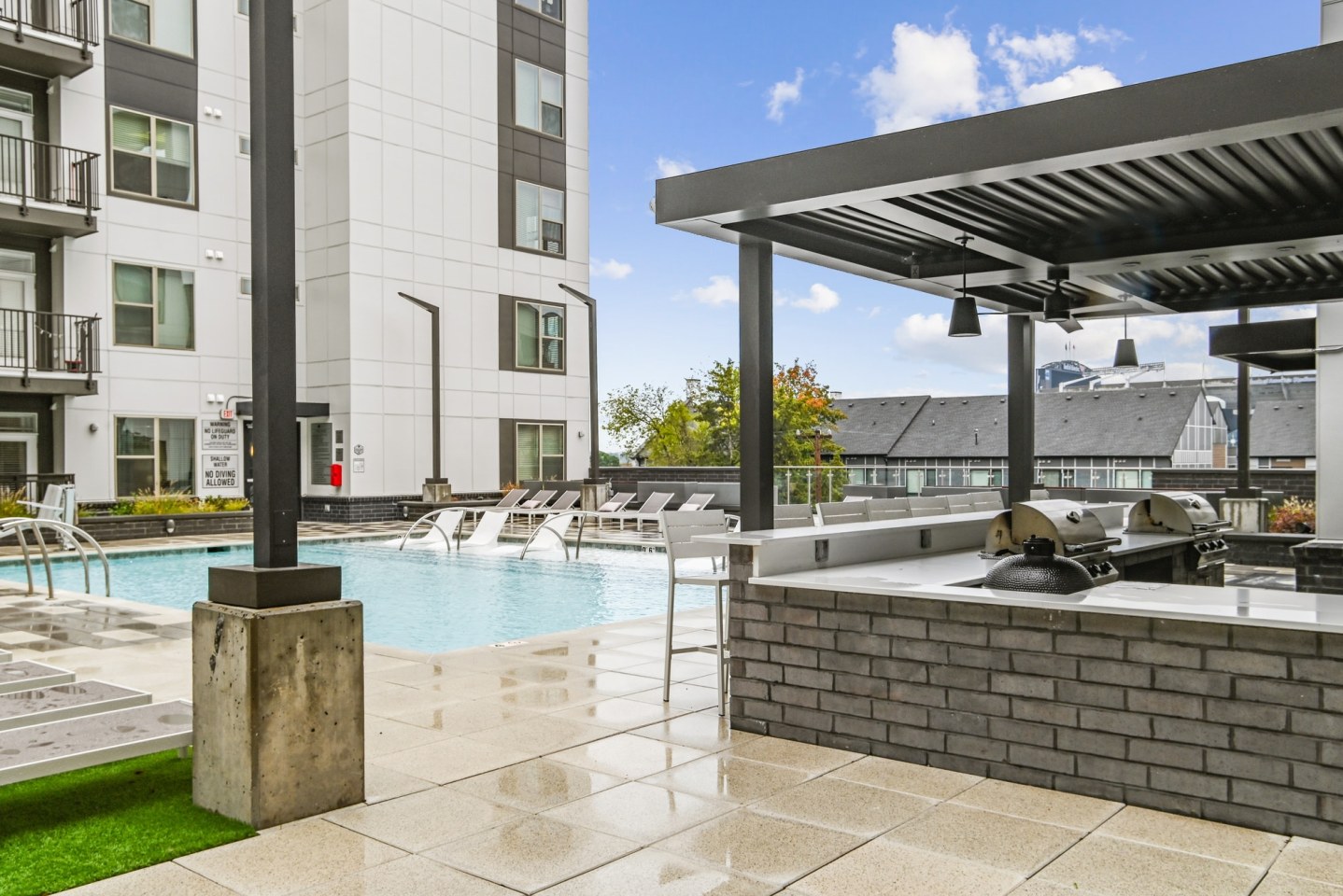 Link Apartments Mint Street Image 8