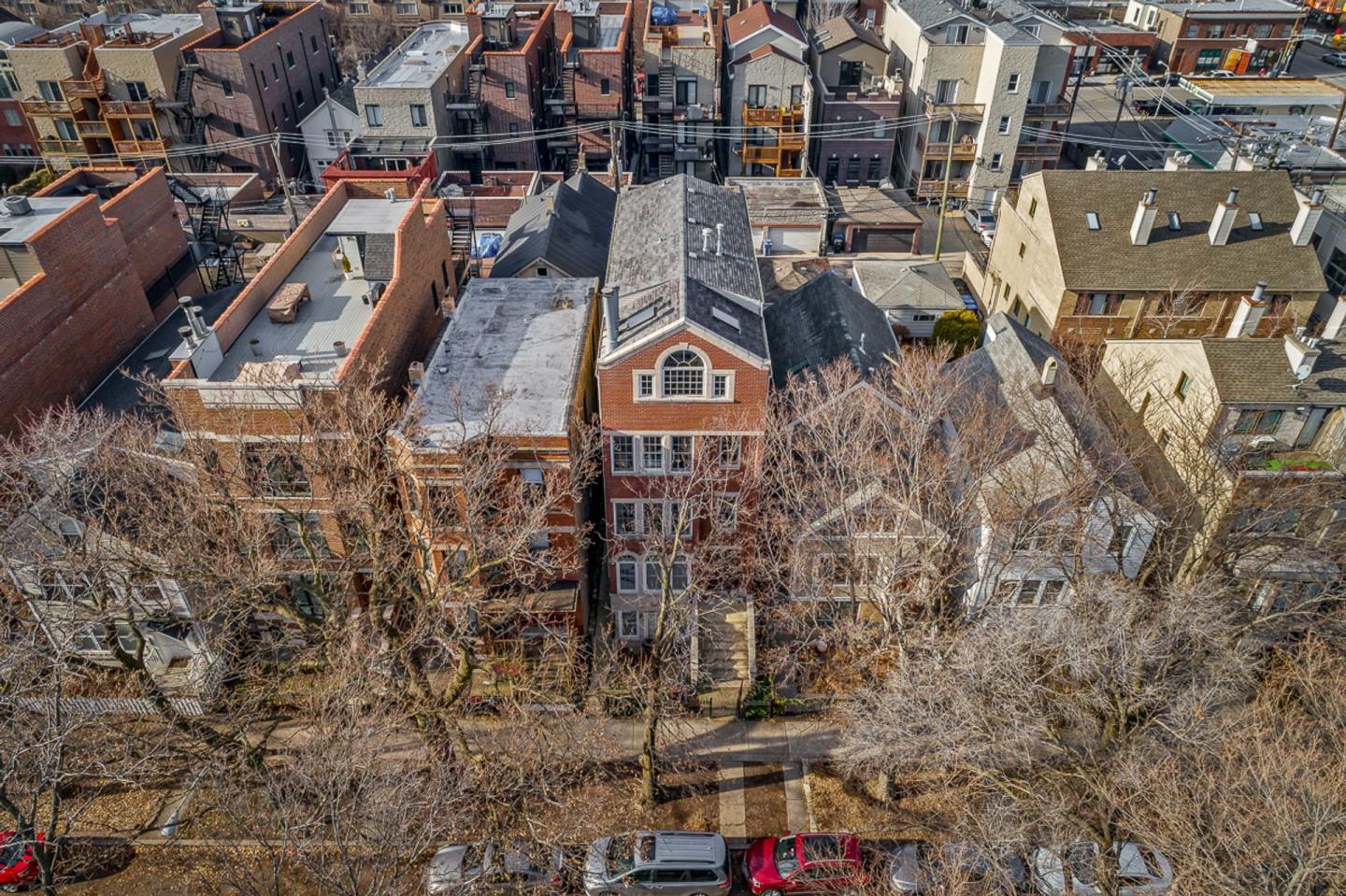 2732 N Wayne Ave Image 2