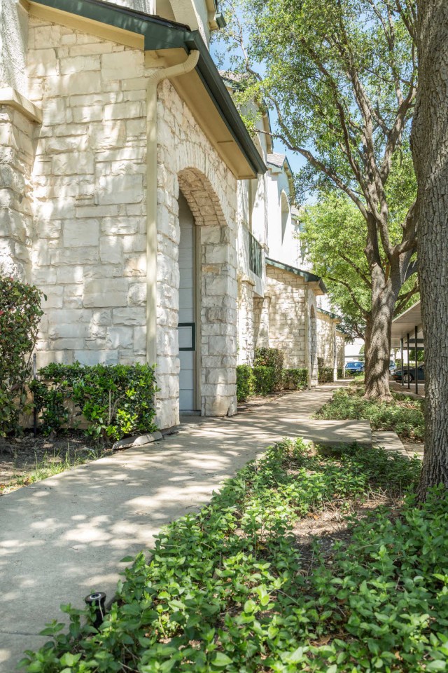 Vail Village Club Apartments Image 18