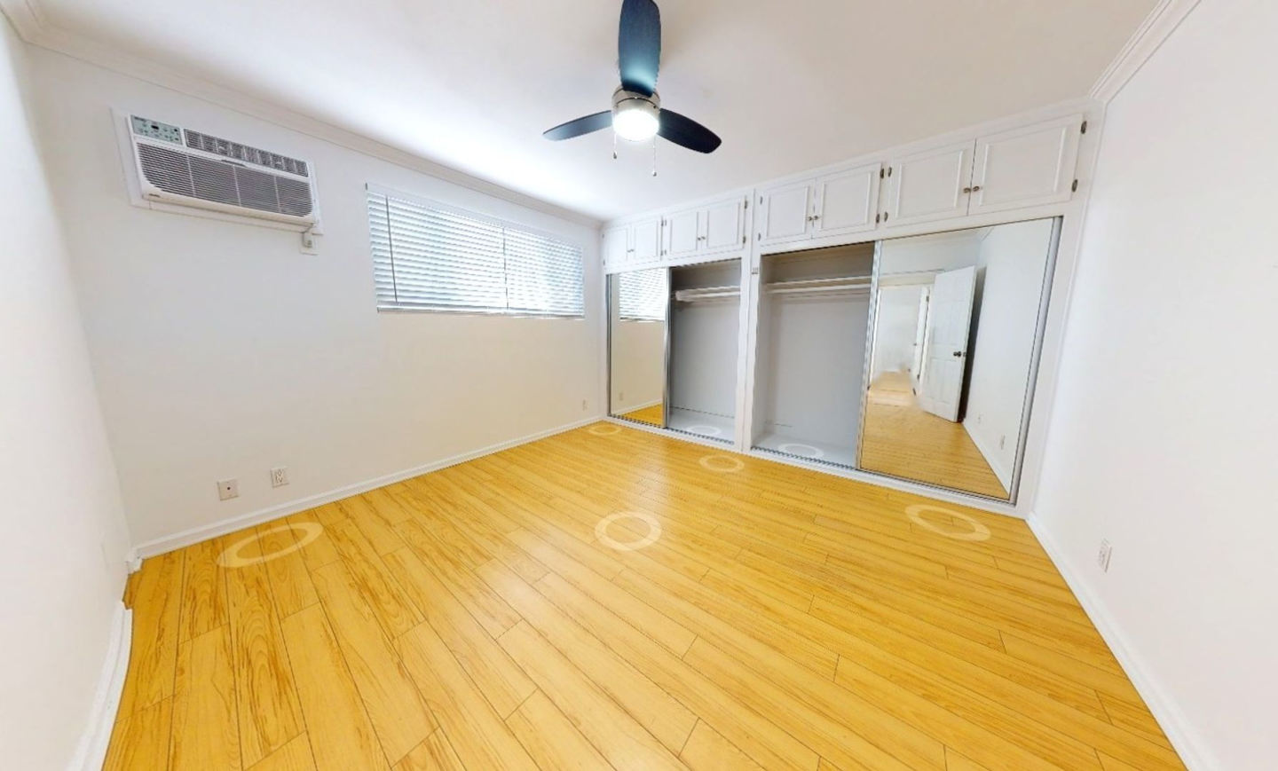 918 7th St. Image 11