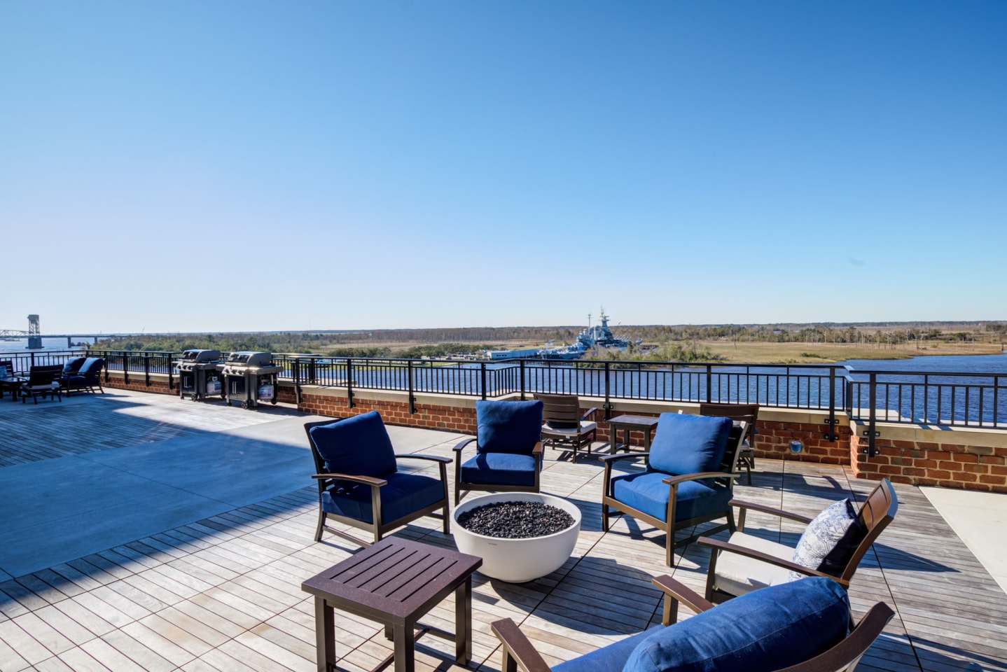 Overlook at River Place Image 14