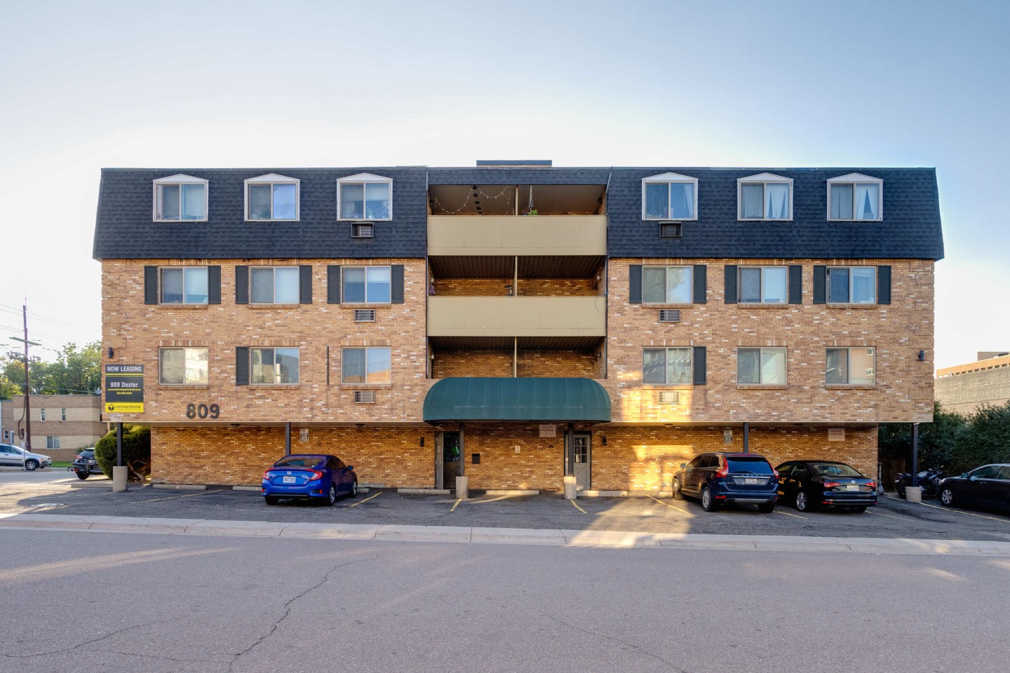 809 Dexter Image 1